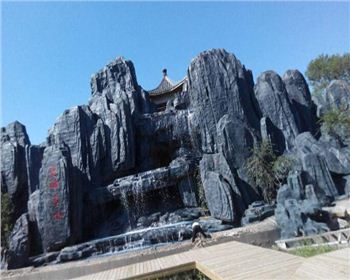 成都人工塑石假山結(jié)構(gòu)布局有哪些方面的講究？